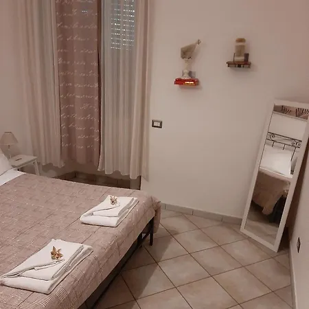 Mihaela'S Place Apartment