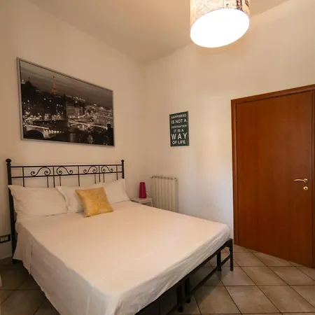 Mihaela'S Place Apartment