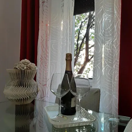 Mihaela's Place Appartement *